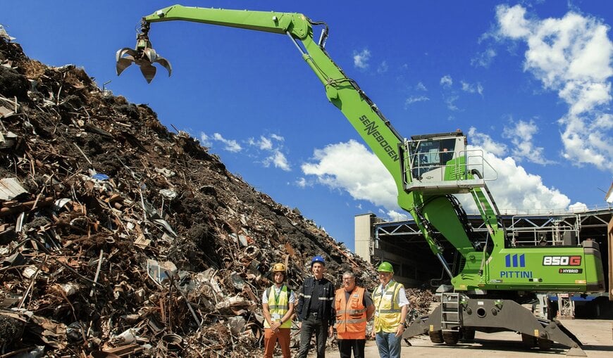 SENNEBOGEN 850 G Boosts Scrap Handling Efficiency