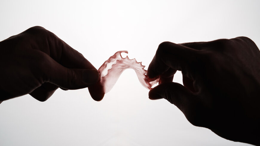 Carbon Launches FP3D Resin for 3D-Printed Flexible Dentures