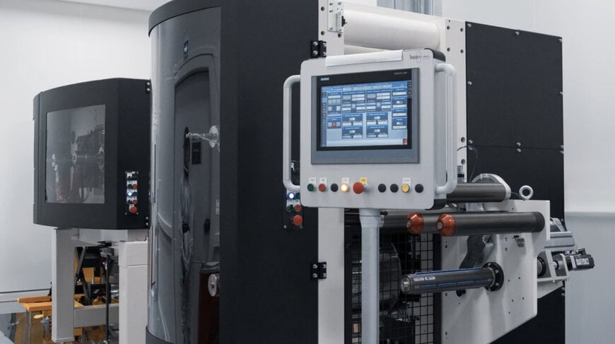 Dürr präsentiert X.Cellify DC für skalierbare, lösungsmittelfreie Elektrodenproduktion