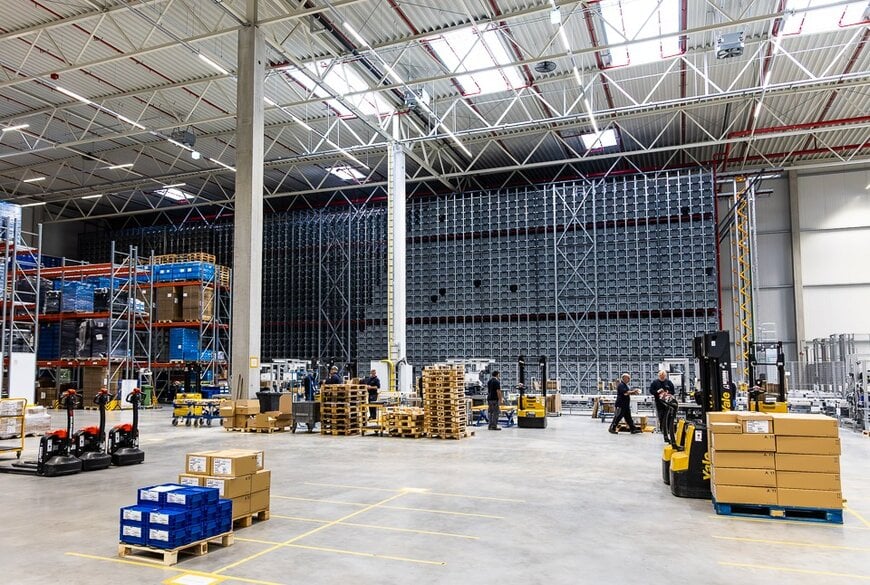 Hutchinson eröffnet in Mannheim ein automatisiertes Distributionszentrum im Rahmen seiner Industriestrategie