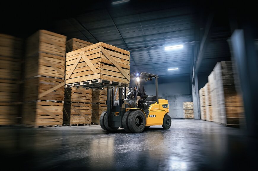 Hyundai dévoile la série B-X : des chariots élévateurs électriques haute tension pour applications intensives