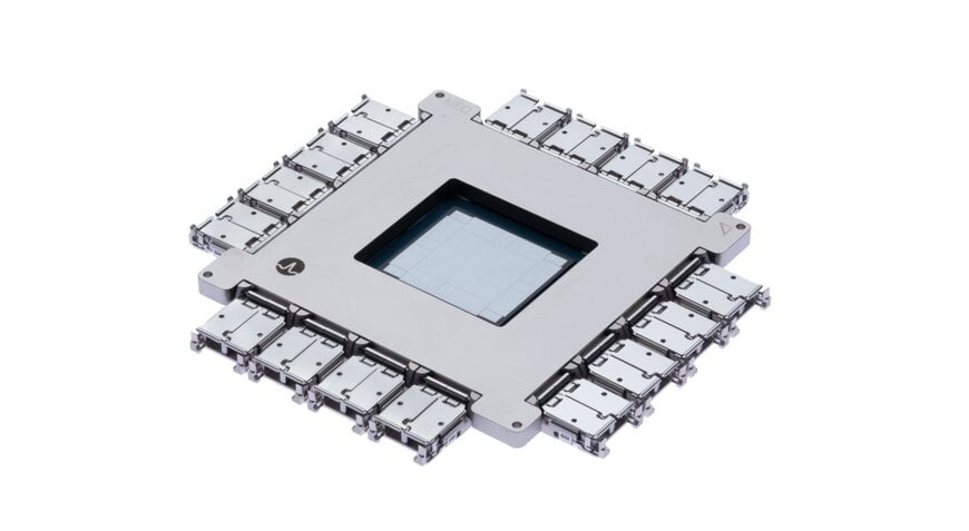 Broadcom Tomahawk 6 Davisson Achieves 102.4 Tbps