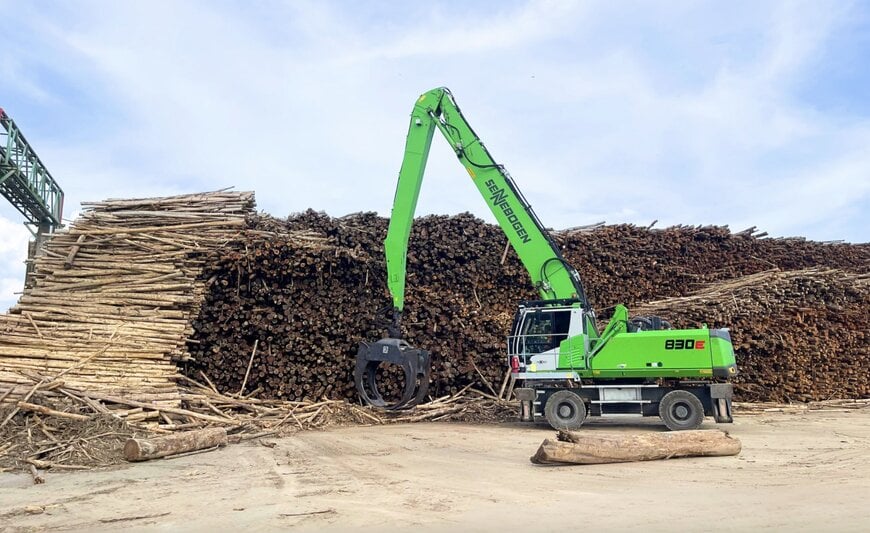 INDONESIAN PULP AND PAPER MILL GROWS MACHINE FLEET