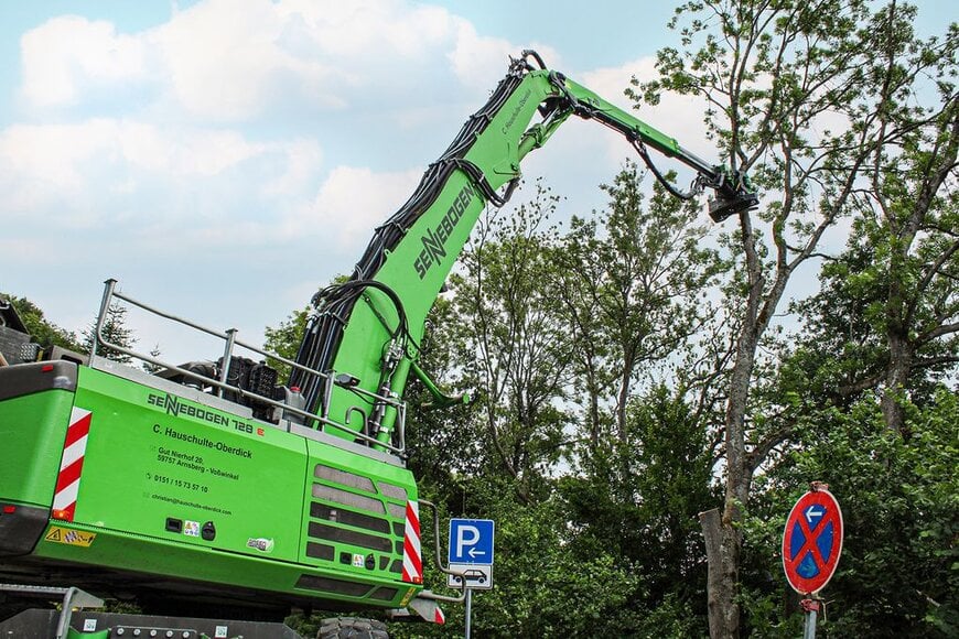 SENNEBOGEN safely tackles dangerous steep-slope tree work