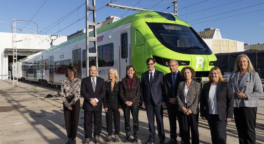 Alstom y FGC presentan el primero de los 10 trenes para la conexión rápida con el Aeropuerto de Barcelona