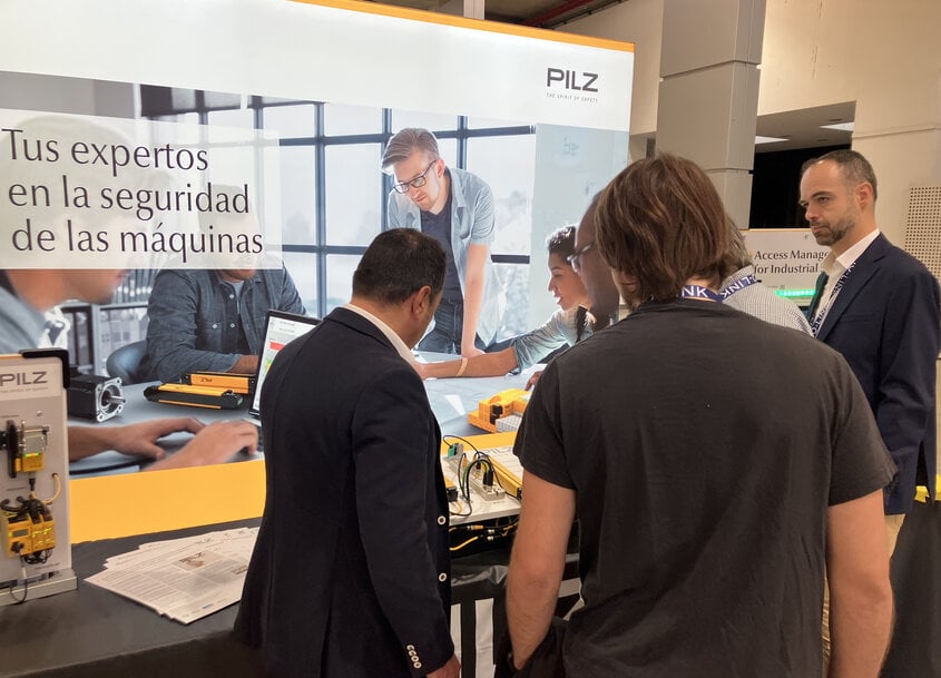 Pilz demostró su liderazgo en seguridad IO-Link en Valencia 2025