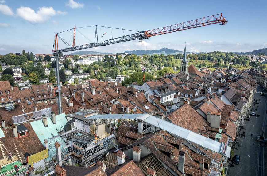 Liebherr's Electric MK 120-5.1E Debuts in Bern's Historic Old Town