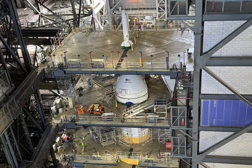 Orion spacecraft successfully stacked on SLS rocket for Artemis II
