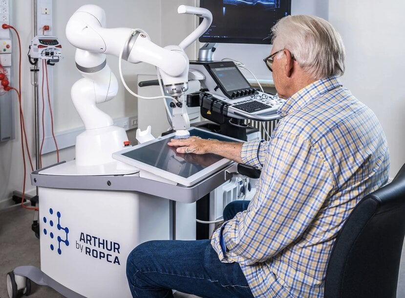 Innovations for the Medicine of the Future: KUKA at MEDICA 2025