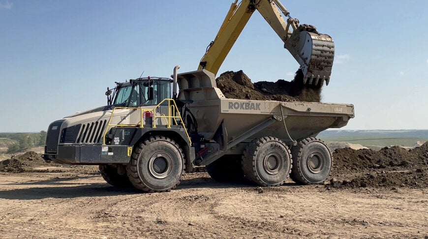 Rokbak RA40 Haulers Deliver Reliable Performance in Alberta Operations
