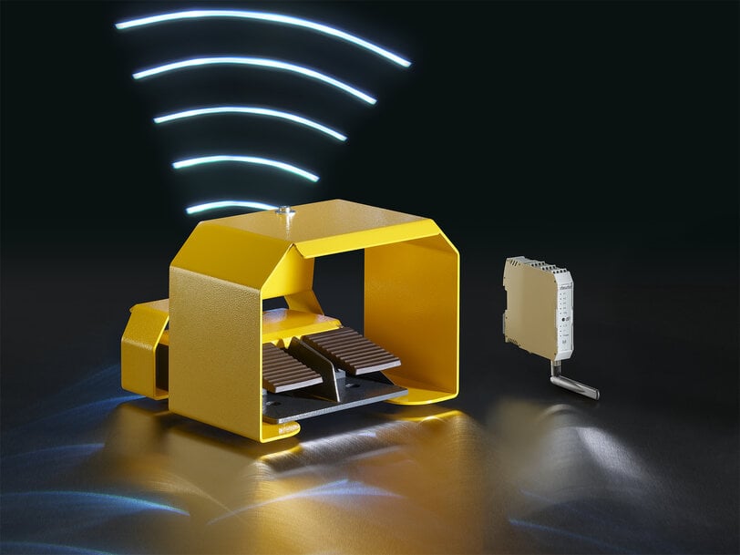 With enlarged protective shield and new wireless system