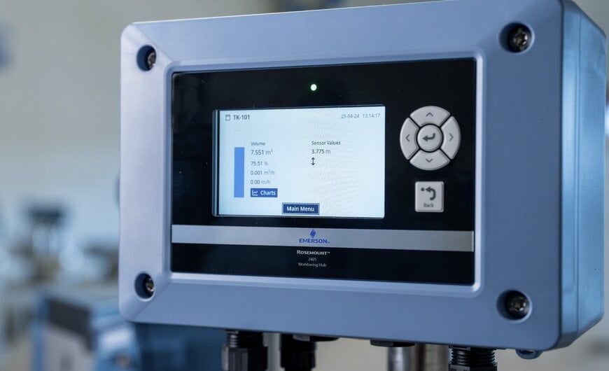 Emerson presenta el nuevo Rosemount 2405 para simplificar el monitoreo de tanques