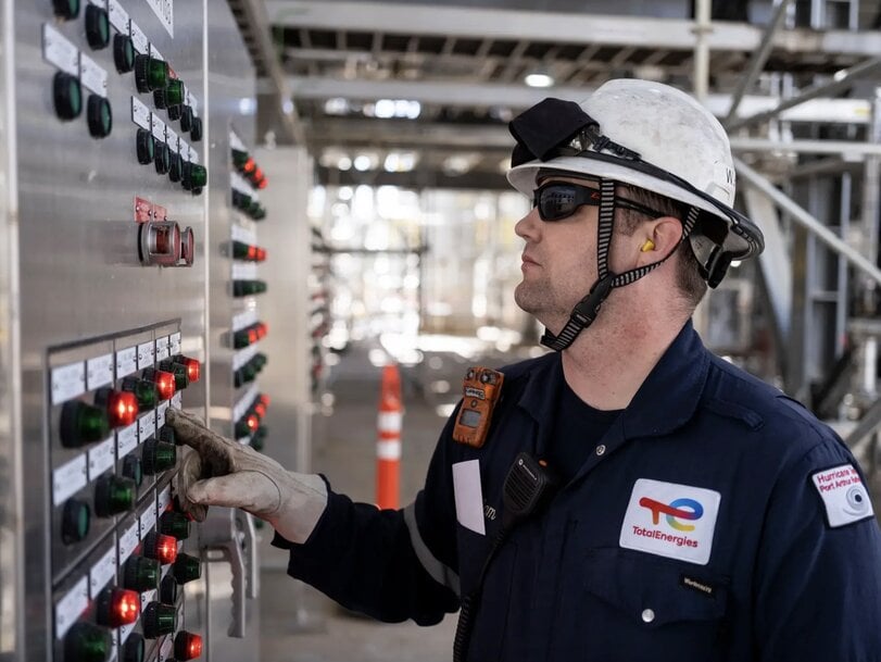 Honeywell and TotalEnergies Pilot AI-Assisted Control Room to Accelerate Shift to Industrial Autonomy