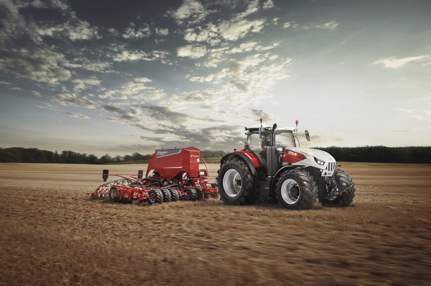 All-new Cervus CVT becomes flagship STEYR high-hp tractor