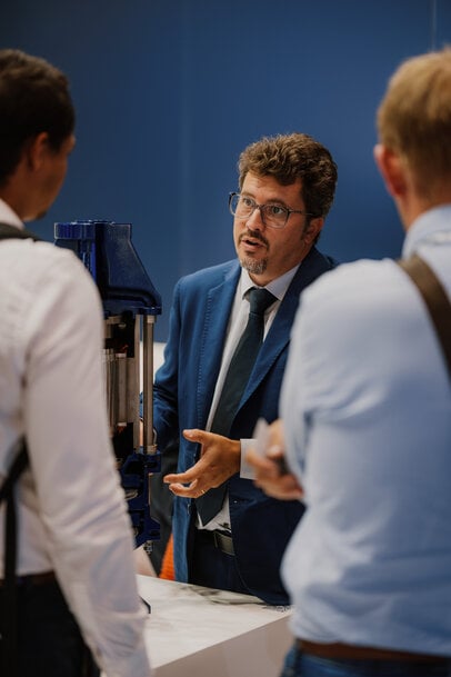 Vanzetti Engineering strengthens its presence in the Asian marine market