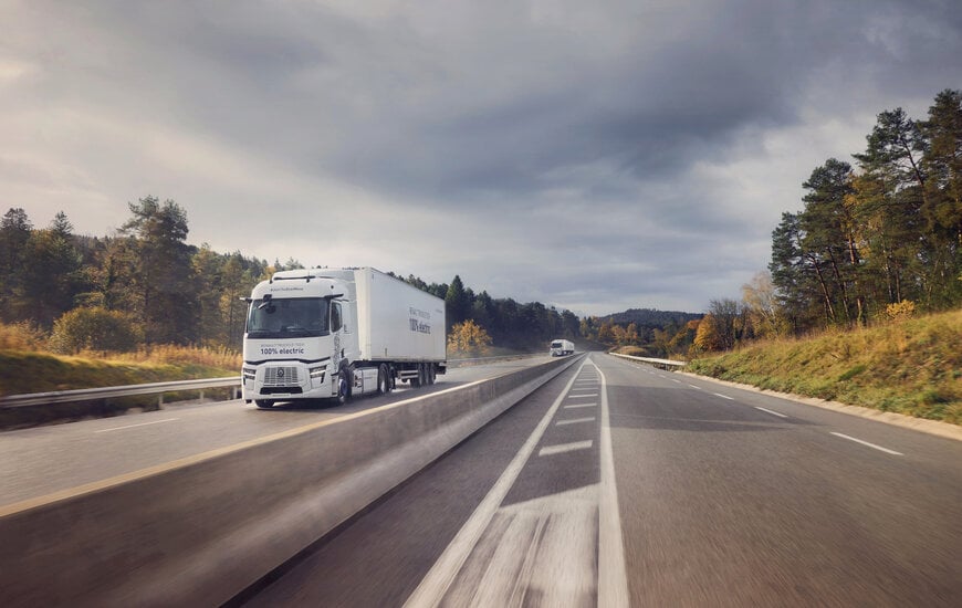 Renault Trucks unveils its long-distance electric trucks