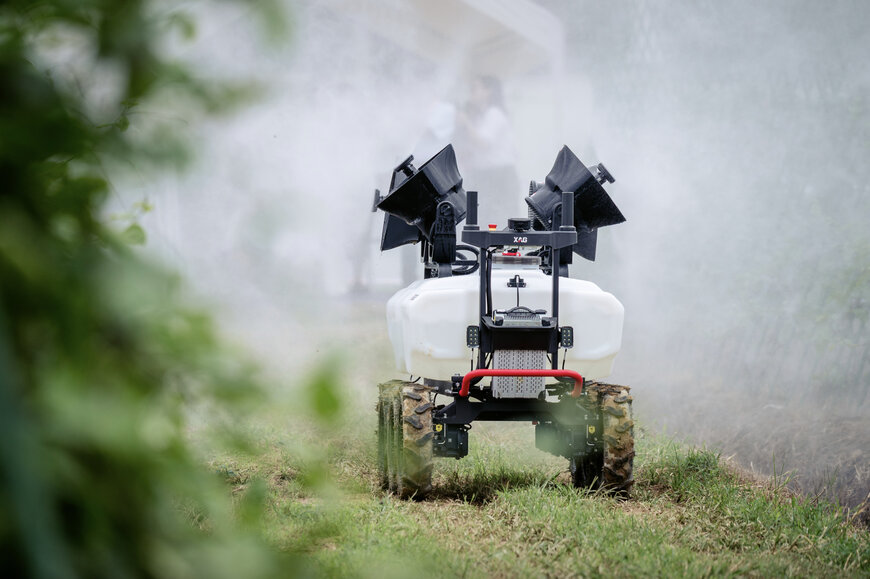 Why the XAG R Series Rover Outperforms Traditional Equipment in ...