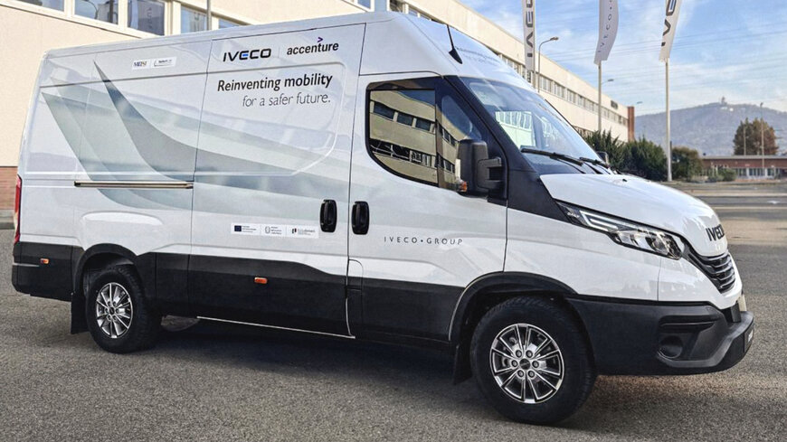 IVECO impulsa la movilidad vial inteligente y segura con tecnolog&iacute;a V2X