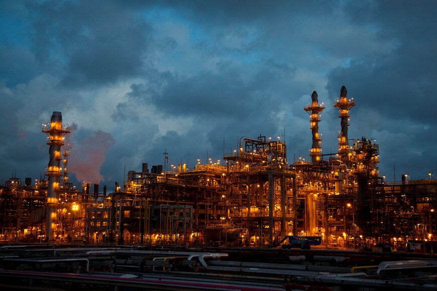 Lula e Petrobras ampliam refinaria RNEST com Magda Chambriard