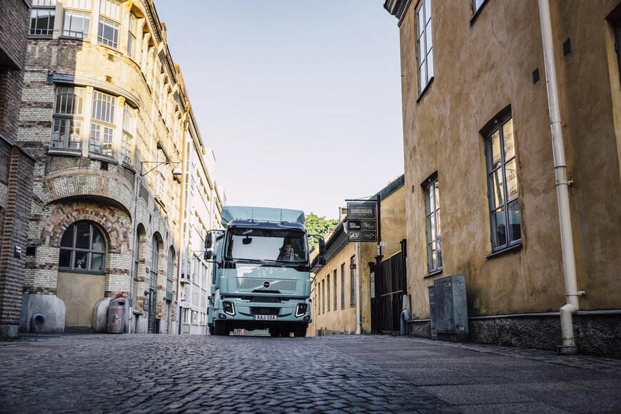Volvo Introduces 14-Tonne FL Electric for Urban Transport Needs