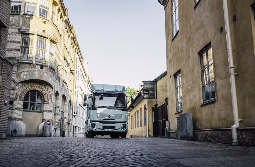 Volvo Trucks lanserar 14-tons eldriven lastbil för stadstransporter