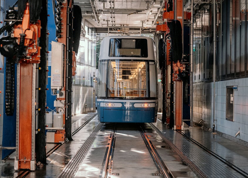 DIGITAL TRANSFORMATION WITH MITSUBISHI ELECTRIC &ndash; German Manufacturer of Rail-vehicle Washing Systems positions itself for the future