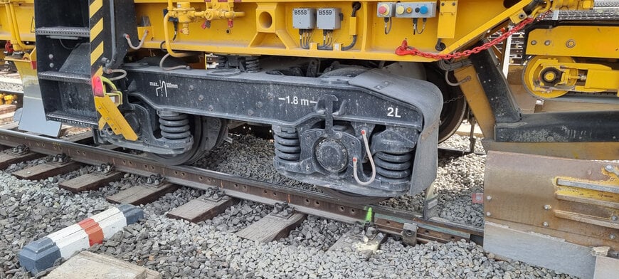 Cooperation between Plasser & Theurer and PJM:the technology leader is equipping its track maintenance machines with additional digital functions from PJM