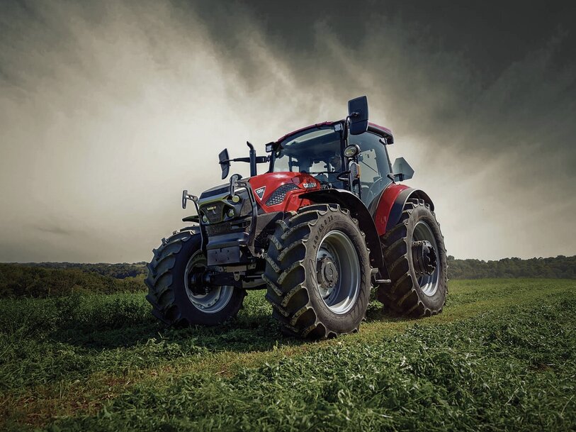 Utility Tractors with Higher Capacity and Digital Integration