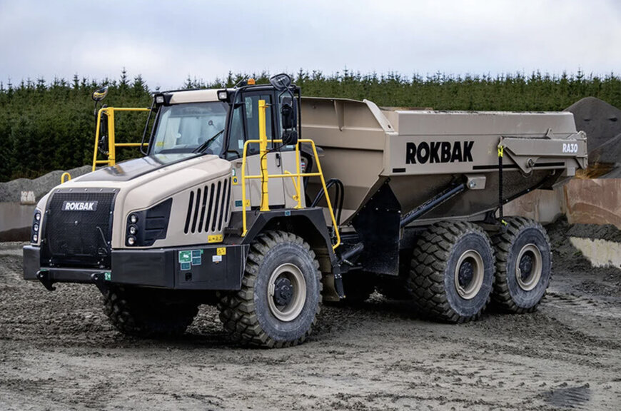 Rokbak st&auml;rkt Pr&auml;senz bei knickgelenkten Muldenkippern im Jahr 2025