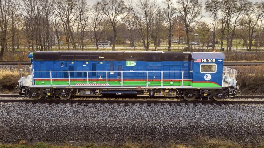 Hybrid work locomotives for subway maintenance