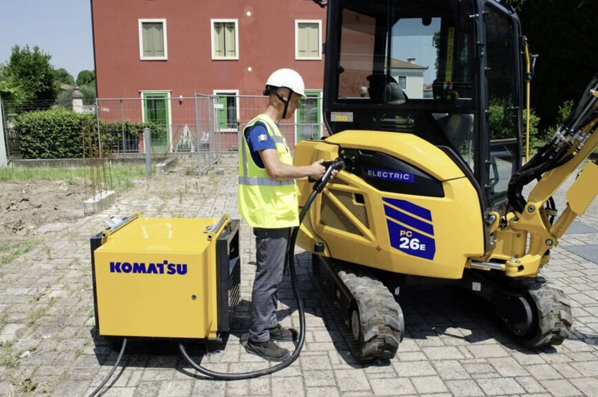 Komatsu amplia la gamma europea di miniescavatori elettrici con il PC26E-6