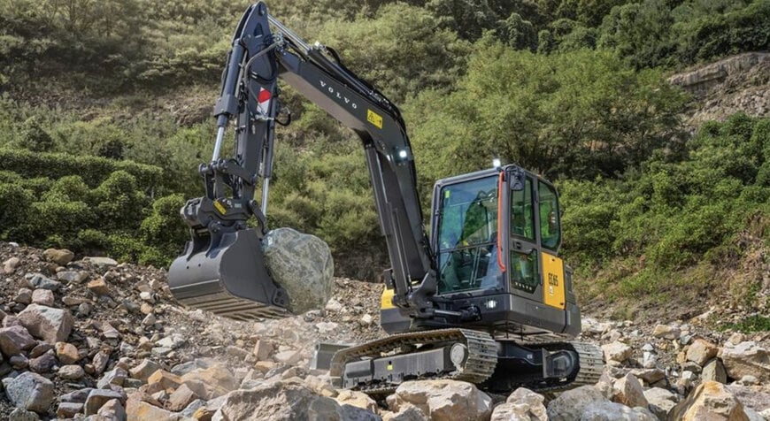 Compact excavators for high-productivity job sites