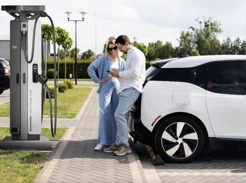 Y&uuml;ksek G&uuml;&ccedil;l&uuml; EV Şarj Altyapısında &Ouml;l&ccedil;eklenebilir Mimari