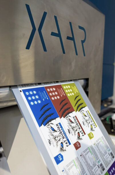Xaar Versatex Enables Single-Pass Digital Label Embellishment