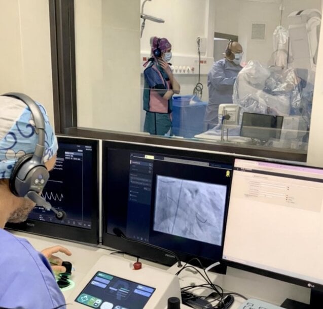 Robocath launches first-in-human clinical study of second-generation coronary robotics system