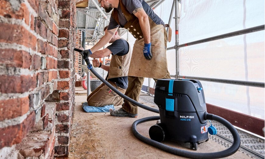 Aspirateur eau et poussières sans fil : la nouvelle génération du best-seller Aero Batterie de Nilfisk combine puissance, autonomie et durabilité