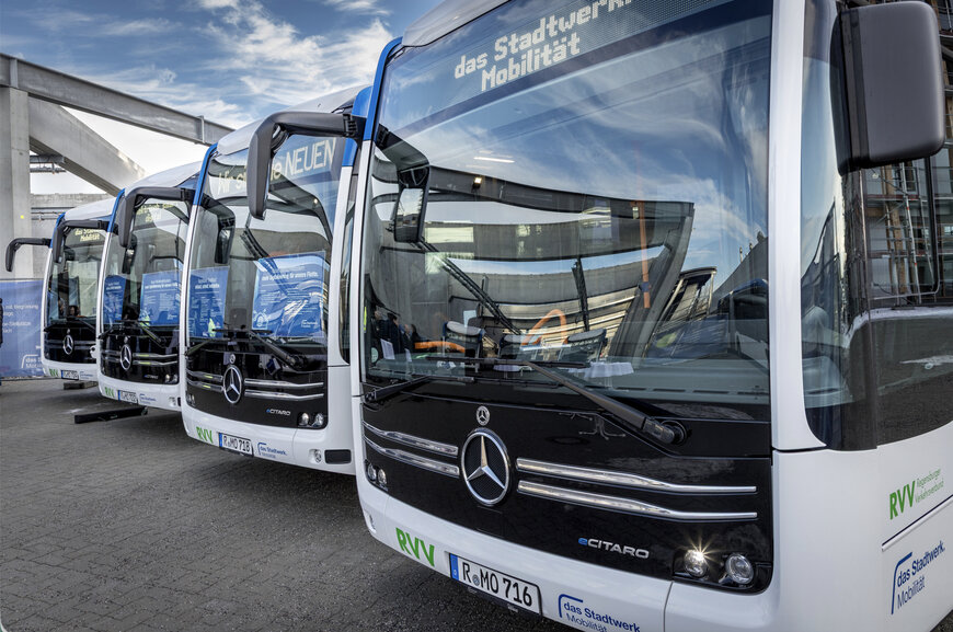 Daimler Buses Delivers Eight eCitaro G to Regensburg