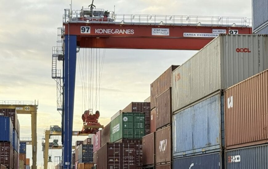 Hybrid RTG cranes support low-emission port operations