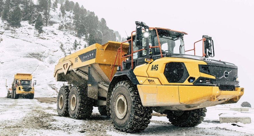Articulated haulers support alpine hydropower construction