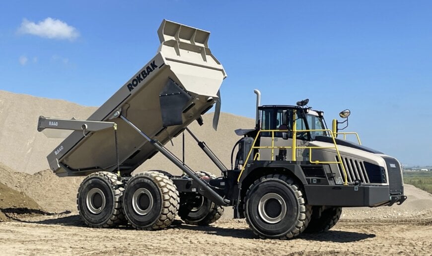 Les tombereaux Rokbak soutiennent la productivit&eacute; d&rsquo;une carri&egrave;re au Canada