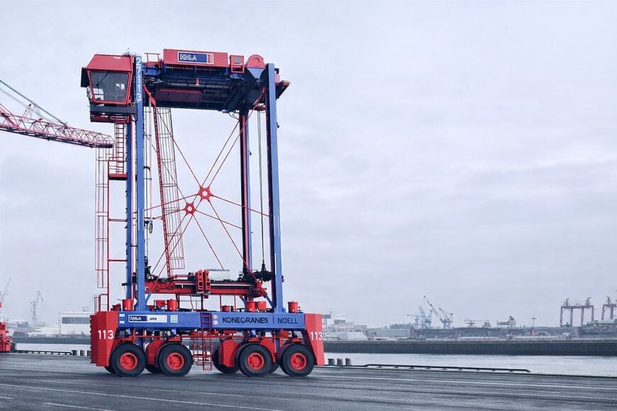 Straddle Carrier Hybrid Deployment at HHLA and Konecranes Collaboration