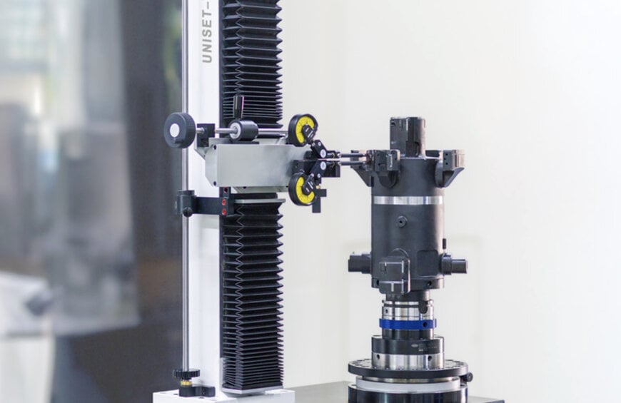 Dispositif de réglage manuel pour outils de précision de grand diamètre