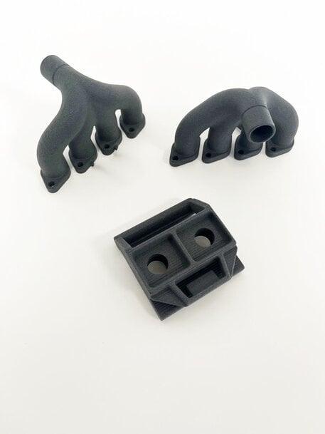 Quickparts presenta DuraKor&trade;, ThermaKor&trade; e il vapor smoothing per componenti plastici ad alte prestazioni, dal prototipo alla produzione