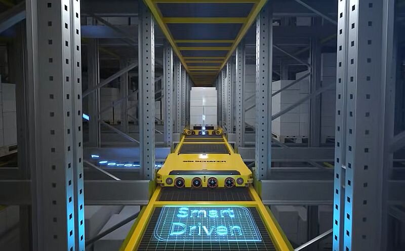 Les navettes autonomes automatisent le stockage de palettes