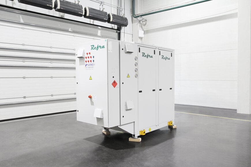 Refra lan&ccedil;a nova linha OASIS de chillers e bombas de calor &aacute;gua-&aacute;gua