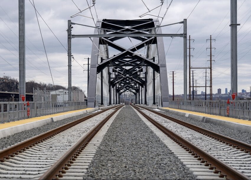 Portal North Bridge Enters Passenger Service