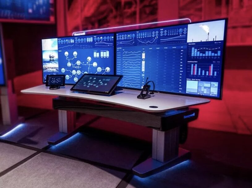 AI Assistant Predicts Industrial Alarms Before Occurrence