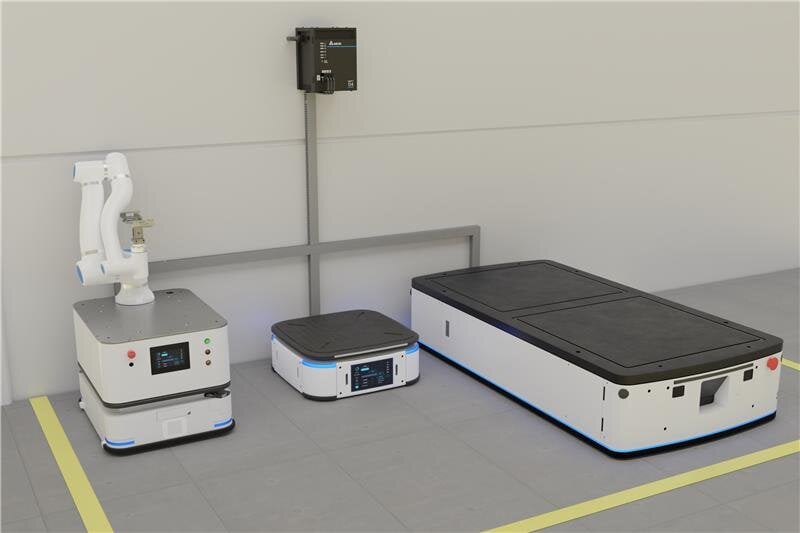 Delta Introduces New MOOVbase Multi-Port Charging System: Simultaneous Charging of Multiple Compact AGVs for Fulfillment Centers and E-Commerce