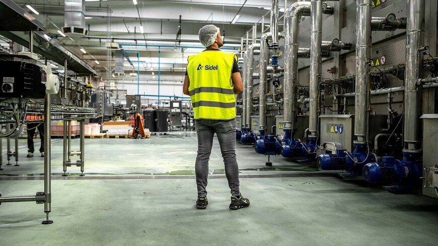 Refresco steigert die Anlageneffizienz mit der innovativen Sidel Swing Evo-Technologie