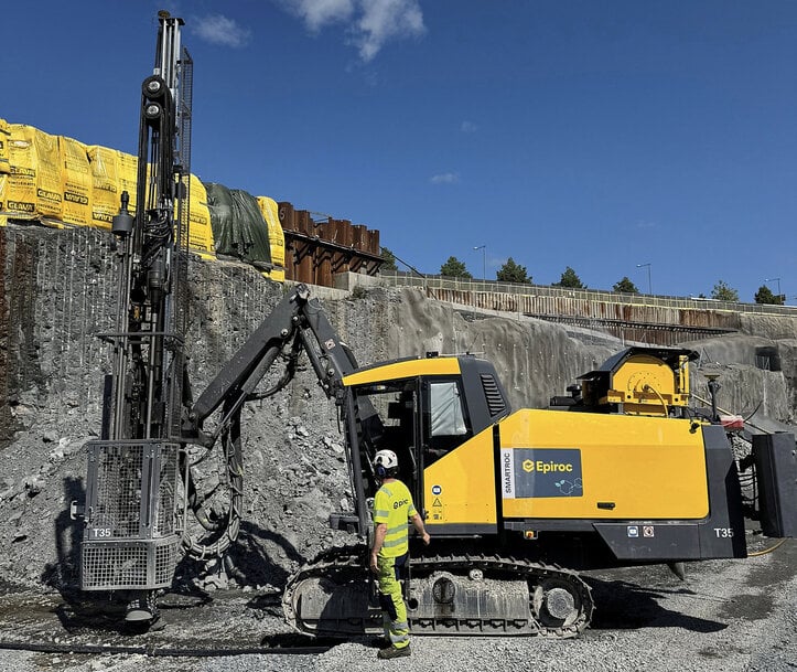 Epiroc Deploys Electric Drill Rig for Metro Construction